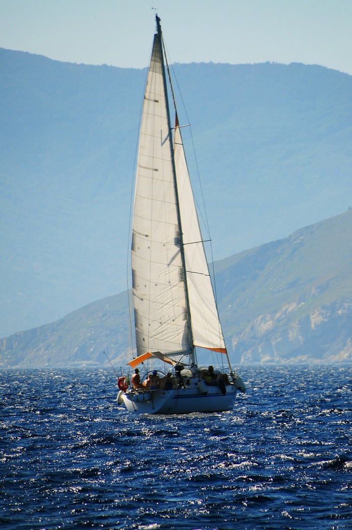 Vacanze In Barca A Vela Su Bavaria 44 Con Comandante