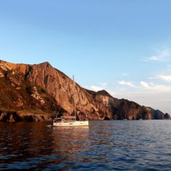 sosta in rada a Palmarola